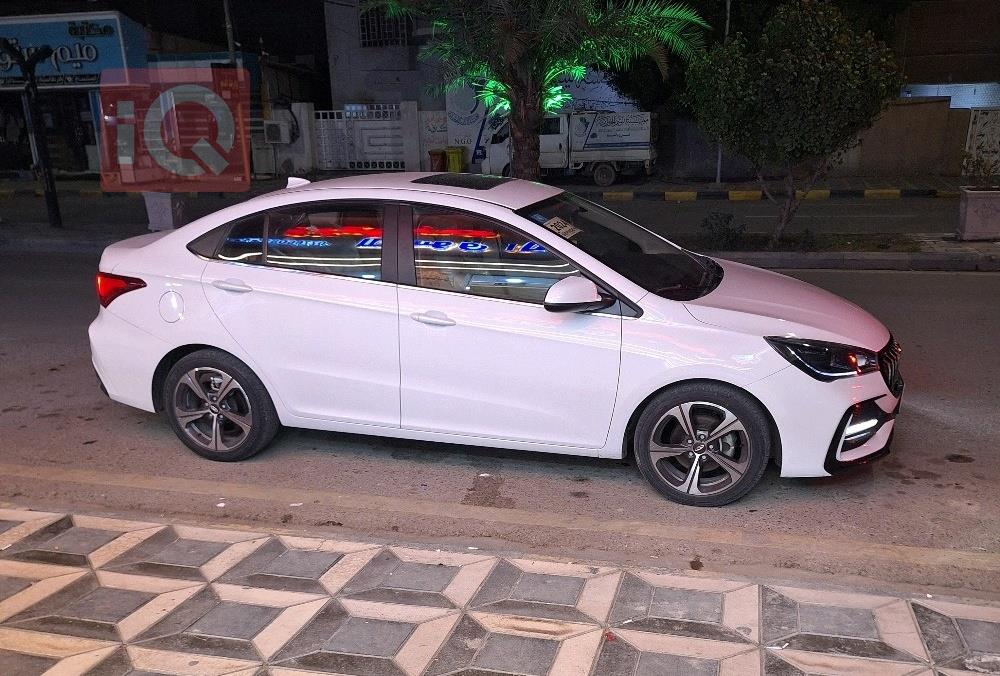 شيري أريزو 5